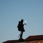 Visita de verano en Alcalá de Henares… y disfruta al anochecer de un bello jardín