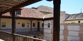 Antigua Hospedería de Estudiantes Alcalá de Henares de patio en patio, un recorrido histórico