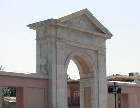 La Puerta de Madrid en Alcalá de Henares La Puerta de Madrid en Alcalá de Henares