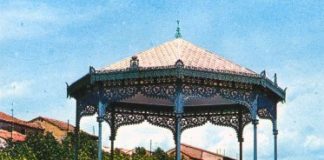 El quiosco de la música de la plaza de Cervantes de Alcalá de Henares El quiosco de la música de la plaza de Cervantes de Alcalá de Henares