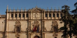 La fachada de la Universidad de Alcalá de Henares Criterios por los que Alcalá de Henares fue declarada Patrimonio de la Humanidad en 1998