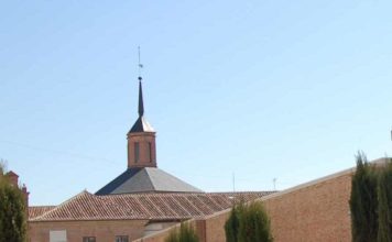 Colegio Menor de Santiago o de los Caballeros Manrique Colegio Menor de Santiago o de los Caballeros Manrique