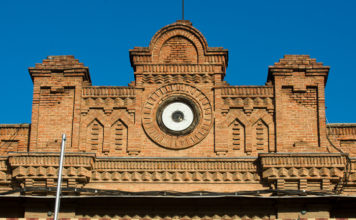 Círculo de Contribuyentes de Alcalá de Henares Un relojero suizo en Alcalá de Henares, el barómetro del Círculo de Contribuyentes