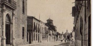 La calle de Santiago de Alcalá de Henares La calle de Santiago de Alcalá de Henares
