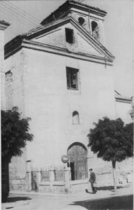 La antigua parroquia de Santiago