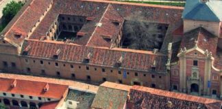 Colegio de San Lucas Evangelista o de Magnes Colegio de San Lucas Evangelista o de Magnes