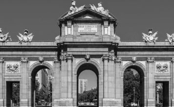 Puerta de Alcalá Puerta de Alcalá