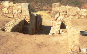 El antiguo altar al dios Marte en la fortaleza de Alcalá la Vieja El antiguo altar al dios Marte en la fortaleza de Alcalá la Vieja